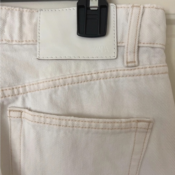 ZARA High Waisted White Jeans Size 2 - Picture 7 of 9